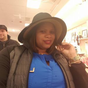 Meet your Posher, Iro